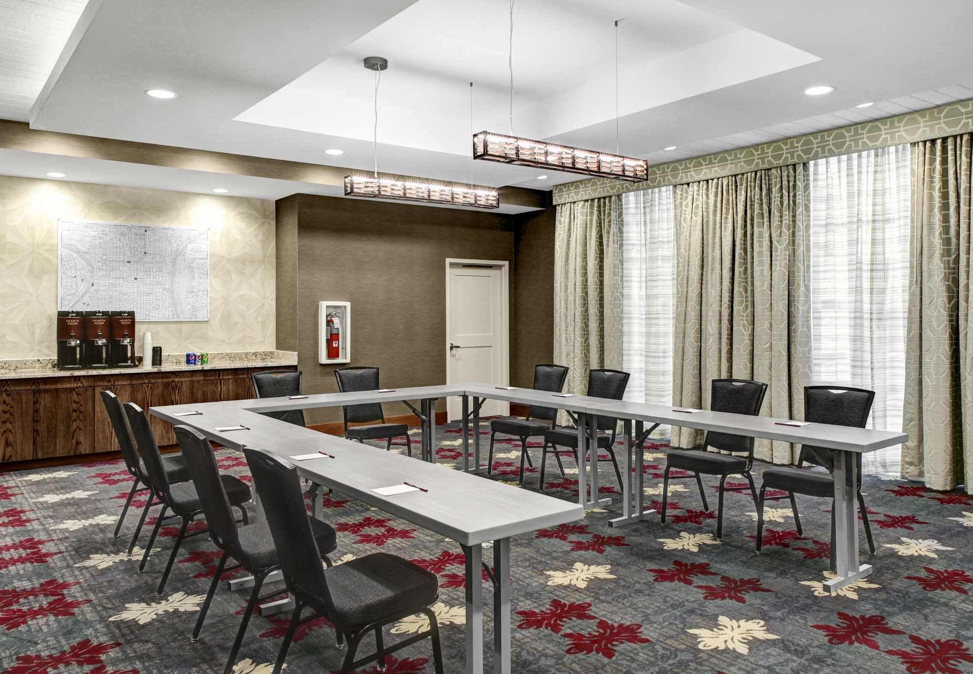 费城机场万豪原住客栈酒店 外观 照片